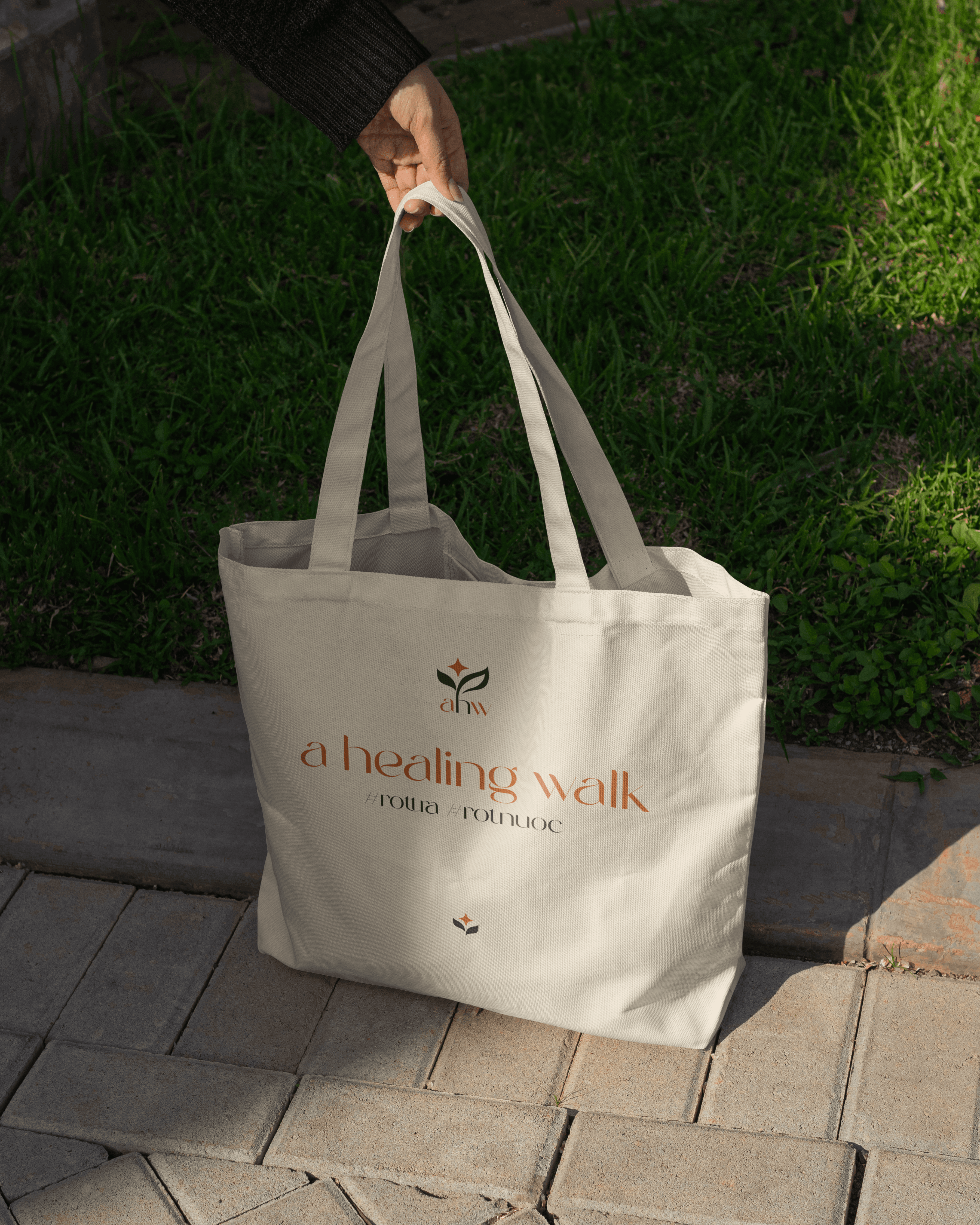 AHW nature — sunlight through leaves